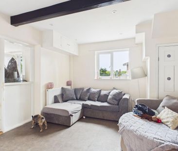 3 bedroom semi-detached house to rent - Photo 2