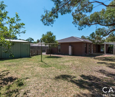 54 Endeavour Drive, Cranbourne North - Photo 5