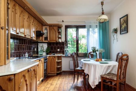 Do wynajęcia duży dom z niezależnym mieszkaniem - Zdjęcie 3