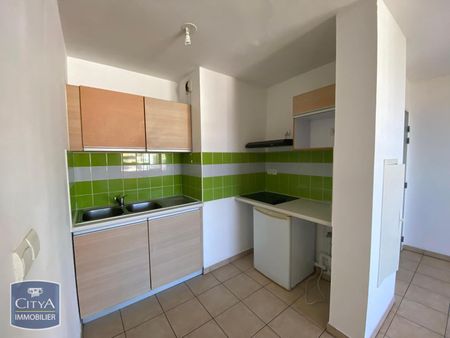 Location Appartement 2 pièces 39m² ST DENIS 97400 - Photo 3