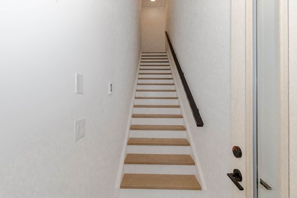 For Lease - 20 Lagerfeld Drive Unit# #11, Brampton, Ontario - Photo 1