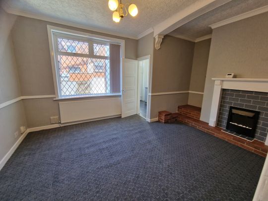 2 Bed Semi-Detached House, Green Lane, OL8 - Photo 1