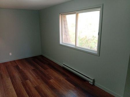 For Lease - 190 Borland Street Unit# 4, Orillia, Ontario - Photo 4