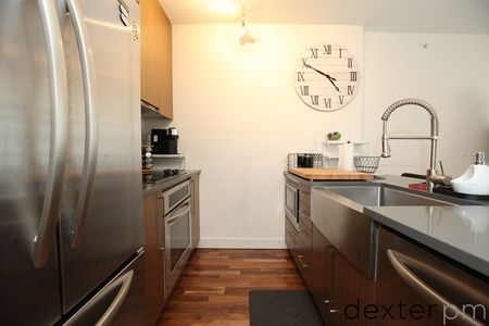 251 East 7th Ave #809 - Photo 5
