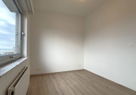 Gerenoveerd Penthouse met twee terrassen en een prachtig uitzicht! - Photo 2