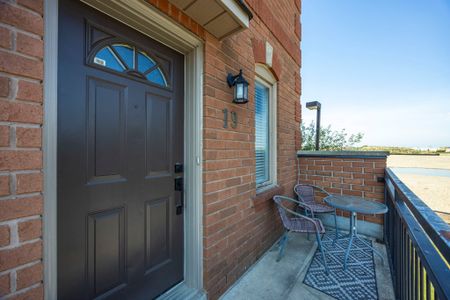 For Lease - 3895 Doug Leavens Boulevard Unit# 19, Mississauga, Ontario - Photo 5