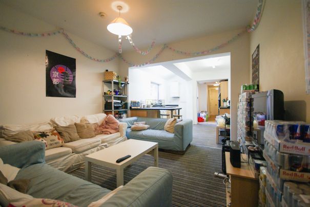 19 Luton Road - Photo 1