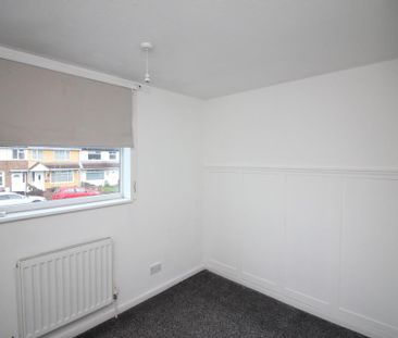 3 bedroom terraced house to rent - Photo 6