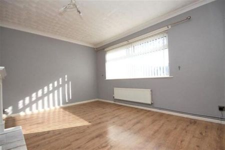 Sephton Drive, Ormskirk, L39 1PN - Photo 2