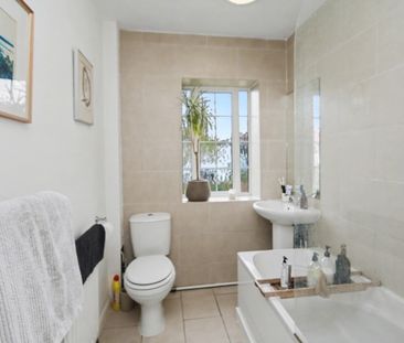 Surbiton Court, Surbiton - 2 bedrooms Property for lettings - Seymours - Photo 6