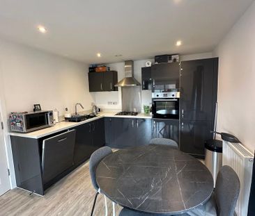 2 bedroom flat to rent - Photo 6