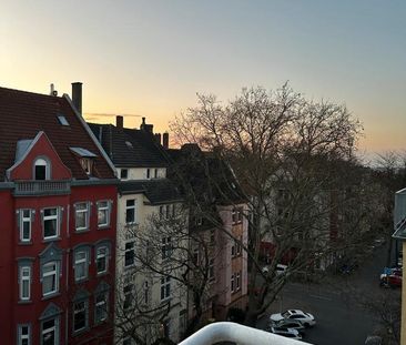 Offene Dachgeschosswohnung im Klinikviertel Dortmund - Photo 1