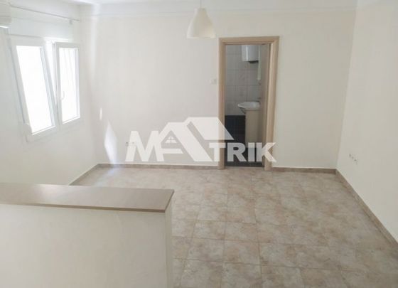 Studio/Γκαρσονιέρα για ενοικίαση Πλατεία Ναυαρίνου (Κέντρο Θεσσαλονίκης) - Photo 1