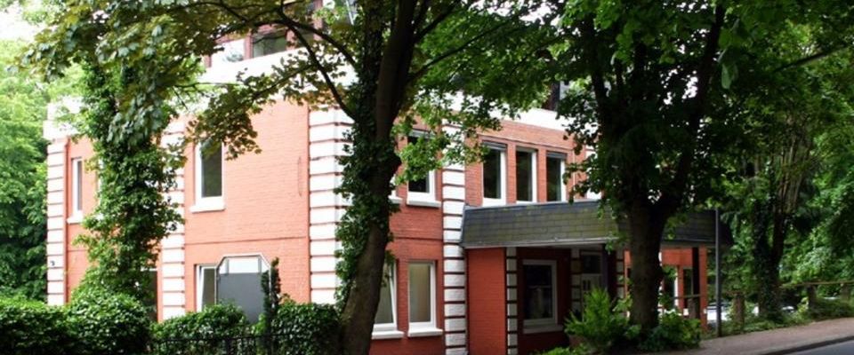 Großzügige und helle Wohnung in Rotenburg (Wümme) - OG - Foto 1