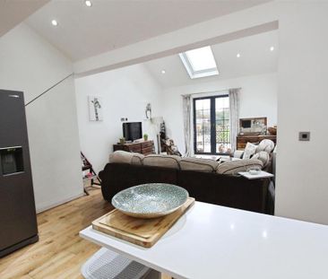 1 bedroom flat to rent - Photo 6
