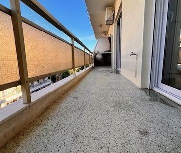 Διαμέρισμα για ενοικίαση Παλαιό Φάληρο - Photo 2