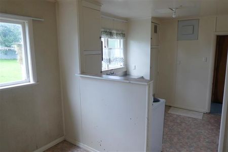 Affordable 3 bedroom - Photo 4