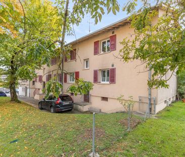Charmant logement de 5 pièces au 1er étage d'un immeuble sécurisé p... - Foto 1