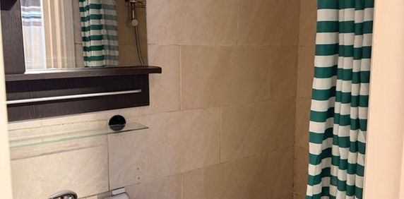 Studio Flat, Dehar Crescent, NW9 - Photo 2