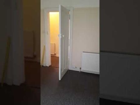3 Bed Flat, Ripon Drive, G12 - Photo 3