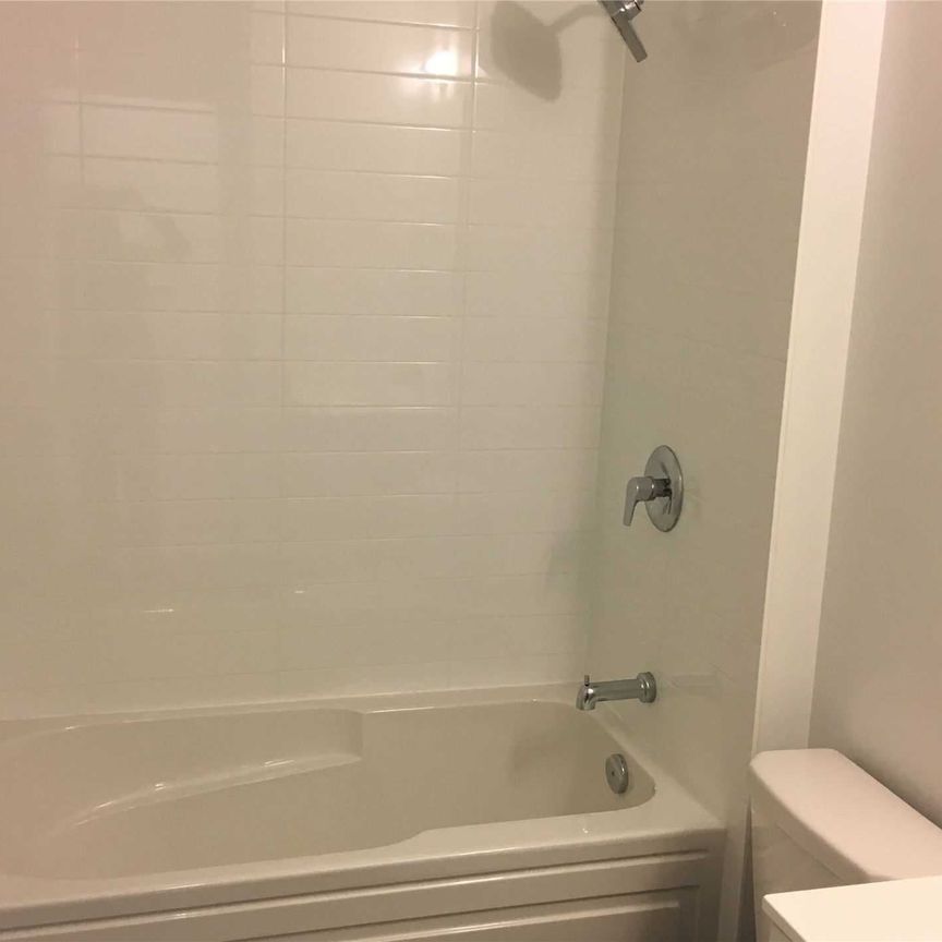 For Lease - 30 Shore Breeze Drive Unit# 437, Toronto, Ontario - Photo 1