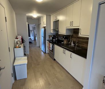 Appartement à Loué 3 1/2'' - Photo 3