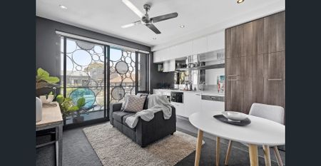 Stylish Abode, Sensational Lifestyle close to city - Photo 3