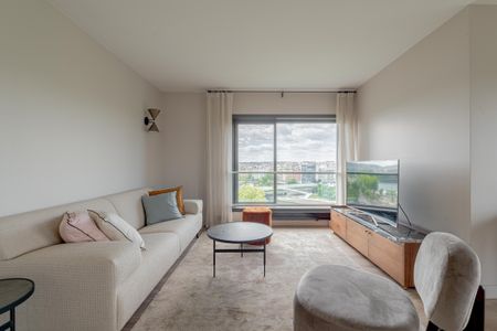 Appartement à louer quai de Grenelle, Paris 15ème - Photo 4