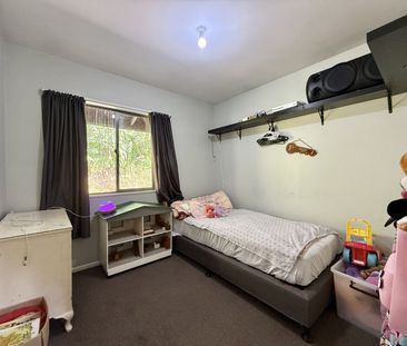 4-Bedroom Home in Pine Haven - Photo 6