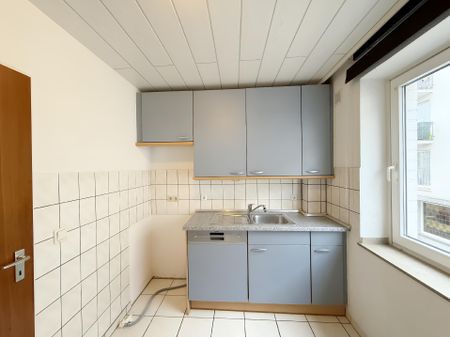 HELLE 2-ZIMMERWOHNUNG ZU MIETEN! - Photo 4