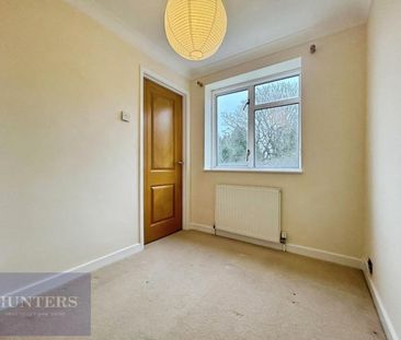 4 bedroom House To Let - Photo 5