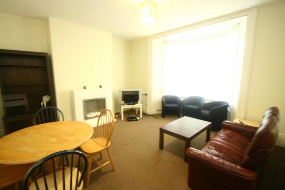 4 Bed - Croft Avenue, Millfield, Sunderland, Sr4 - Photo 1