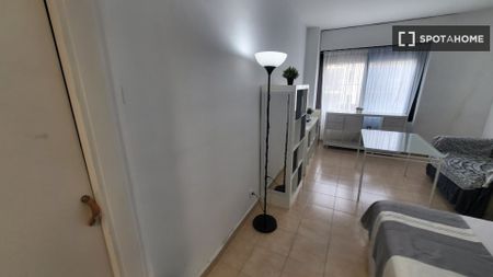 seville, Andalusia 41010 - Foto 5