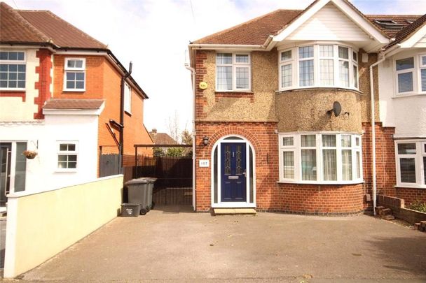 3 bedroom semi-detached house to rent - Photo 1