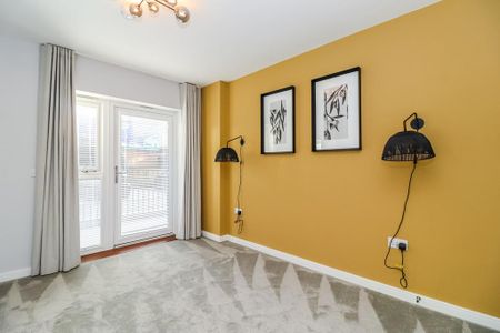 2 bedroom flat to rent - Photo 4