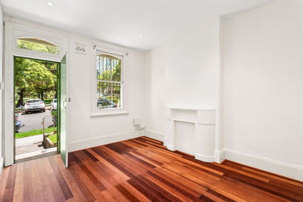 Unfurnished two bedroom terrace with views over Camperdown Oval - Photo 1