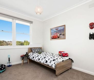 7 South Valley Road, Highton - Photo 3