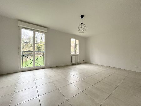 Location Appartement 2 pièces 43m² - Photo 5