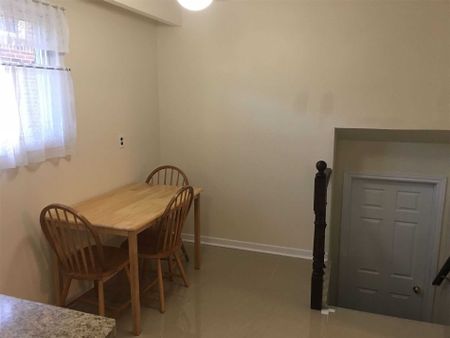 For Lease - 162 Edmonton Drive Unit# Upper, Toronto, Ontario - Photo 4