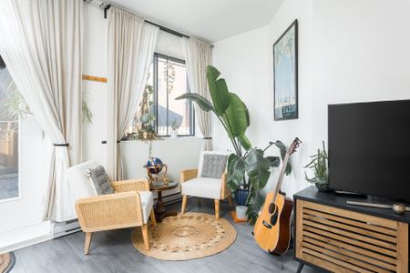 725 10e Avenue, #106 - Photo 3