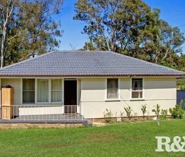 Family Home - Photo 5