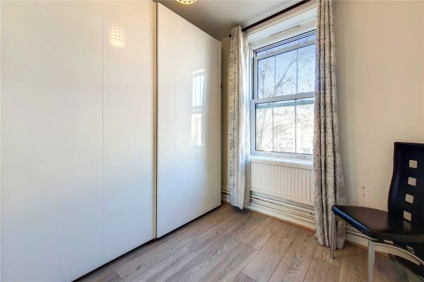 3 bedroom maisonette in Camden - Photo 1