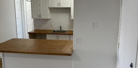 5 1/2 rénové à louer - Granby - Photo 2