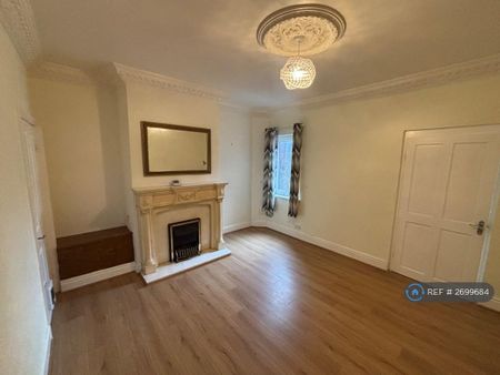 2 bedroom terraced house to rent - Photo 3