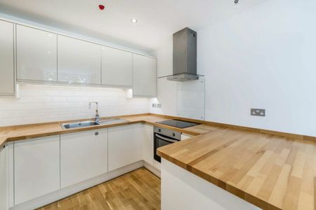 Victoria Villas, TW9, London - Photo 2