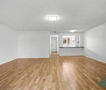 Modern 2-Bedroom Unit in the Heart of Clayfield - Photo 4