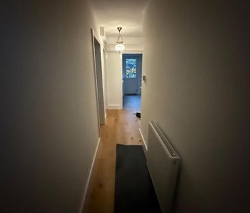 3 bedroom apartment to rent - Photo 3