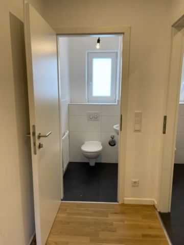 Zimmer Nr 3 in heller, neu renovierter und möblierte 4er WG - Foto 2