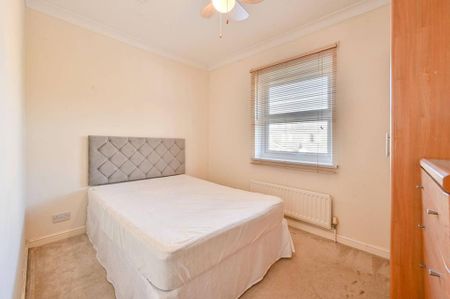 4 bedroom house to rent - Photo 5