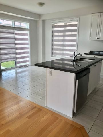 For Lease - 982 Barton Way, Innisfil, Ontario - Photo 4